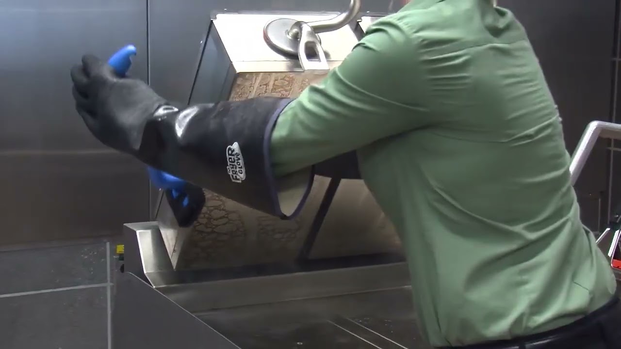 Taylor Two-Sided Grill Operator Training – 11 Applying Grill Cleaner